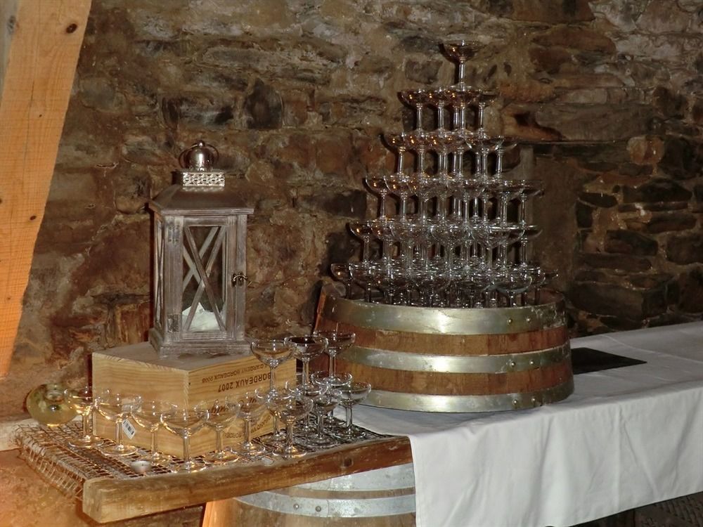 Bed and Breakfast Domaine D'Alcapies Saint-Jean-d'Alcapies Экстерьер фото